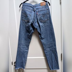 Levi's Wedgie Straight Ankle